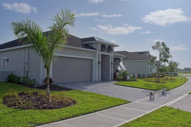 Best Driveway Pavers Near Me  in Mapleton, MN