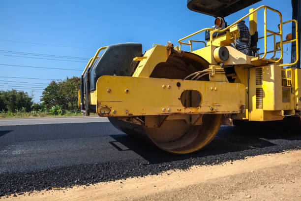 Best Commercial Driveway Pavers  in Mapleton, MN
